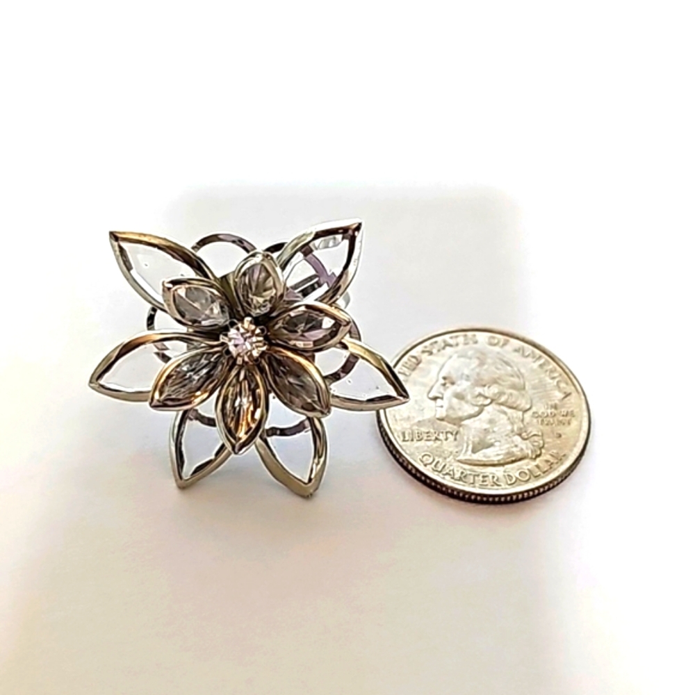 Clear Rhinestone Flowered Ring With Adjustable Silver Band. Size: OS - Picture 8 of 9